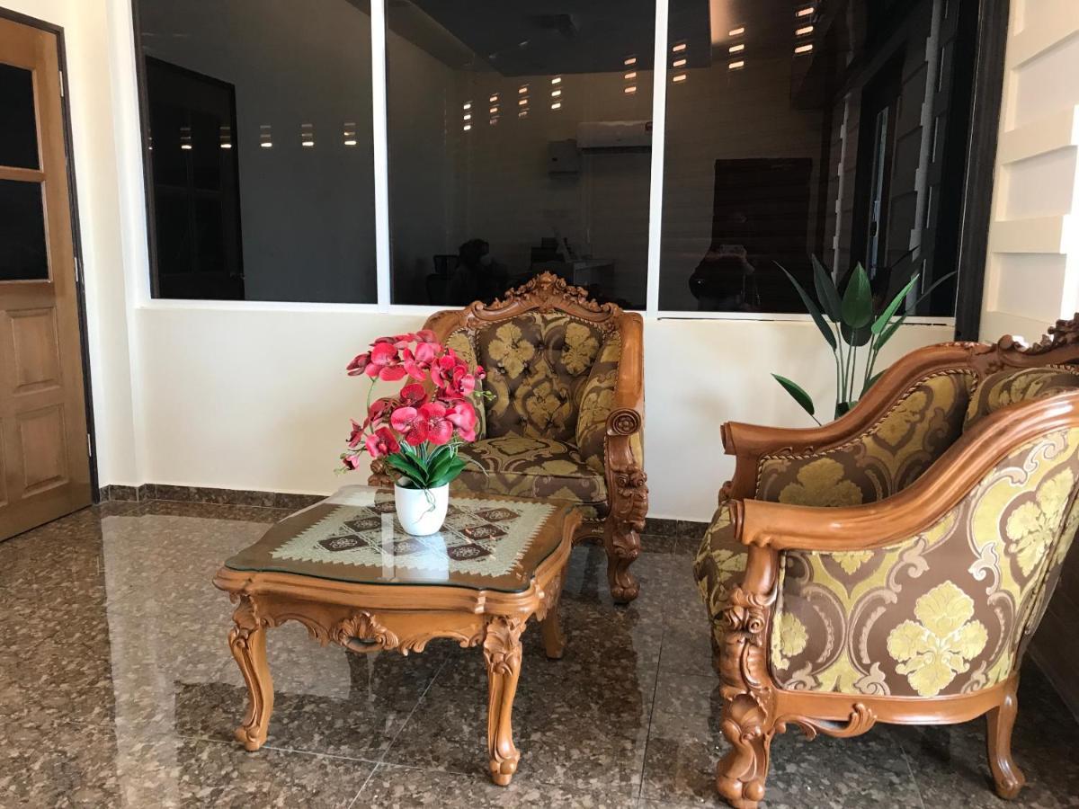 Oyo 90506 Z Stay Inn Hotel Simpang Renggam Ngoại thất bức ảnh
