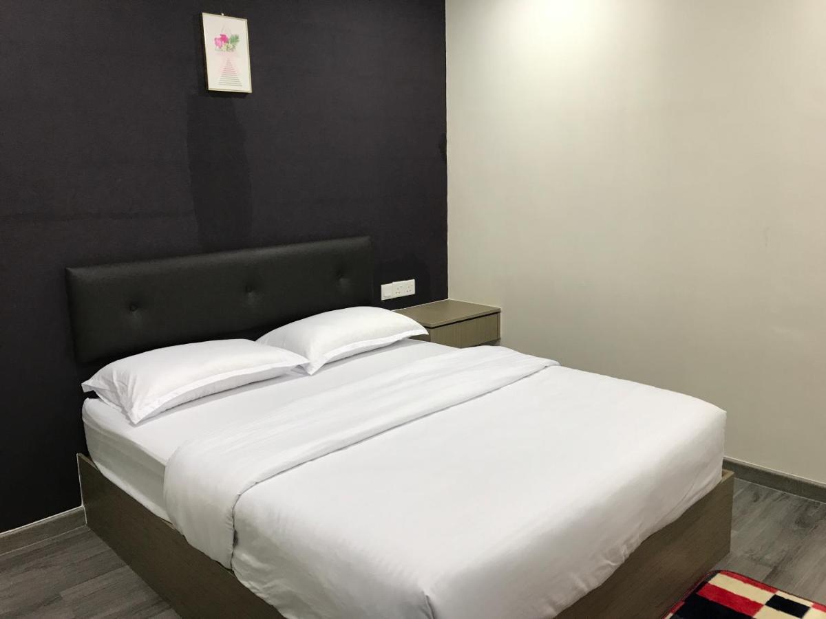 Oyo 90506 Z Stay Inn Hotel Simpang Renggam Ngoại thất bức ảnh