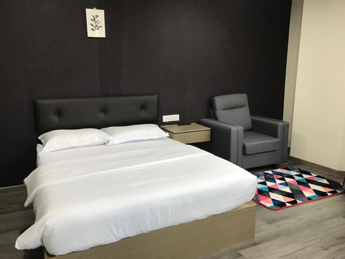Oyo 90506 Z Stay Inn Hotel Simpang Renggam Ngoại thất bức ảnh
