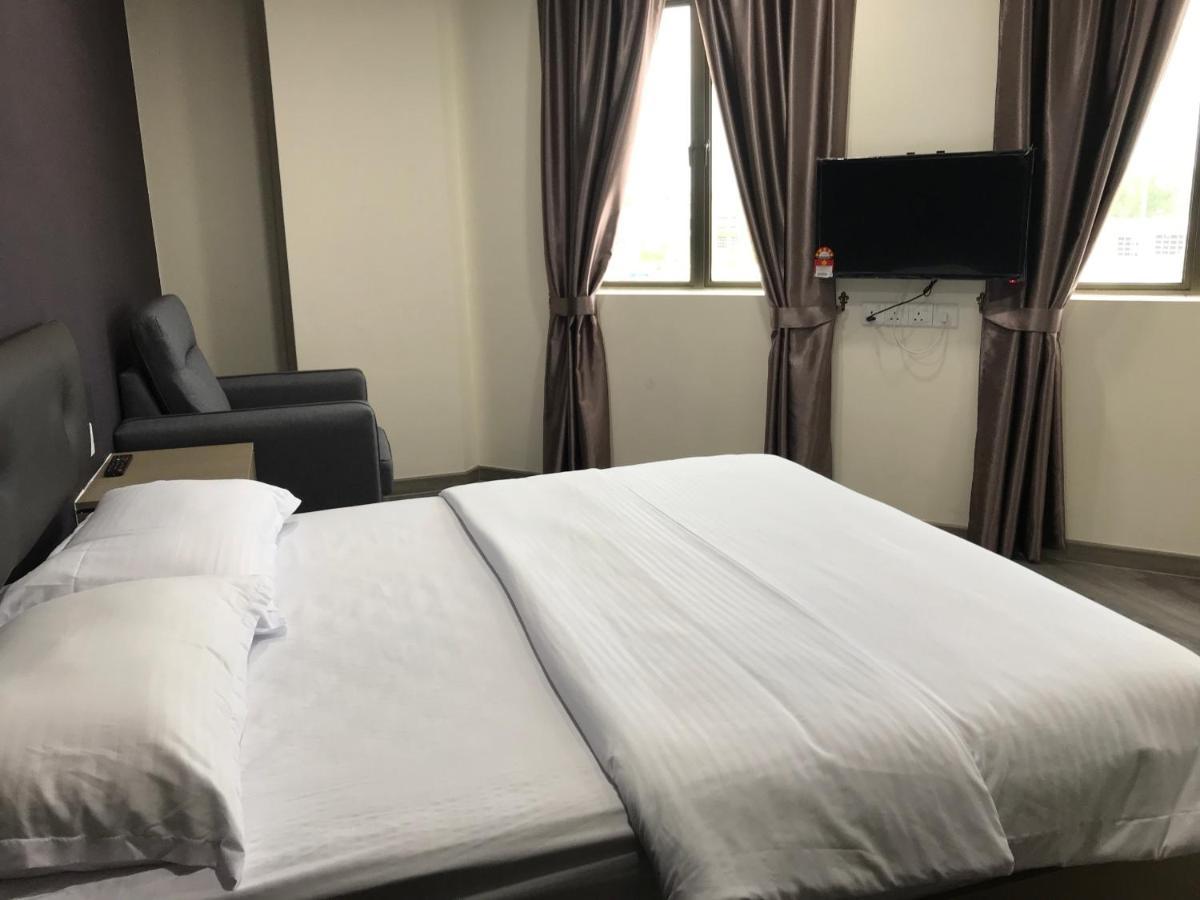 Oyo 90506 Z Stay Inn Hotel Simpang Renggam Ngoại thất bức ảnh